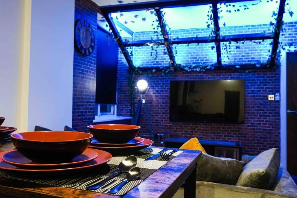 Stunning Two Bed City Centre Apartment Leeds  Eksteriør bilde