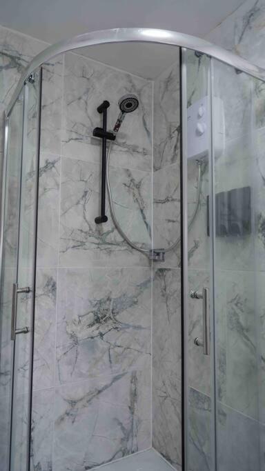Stunning Two Bed City Centre Apartment Leeds  Eksteriør bilde